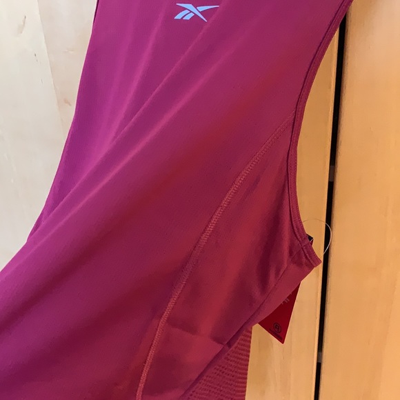 2/$30❤️ REEBOK Run Speedwick Tank NWT - Picture 6 of 10